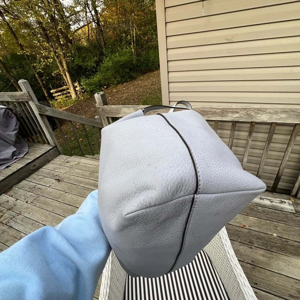 Henri Bendel Daria Tote in Light Grey - Picture 9 of 12